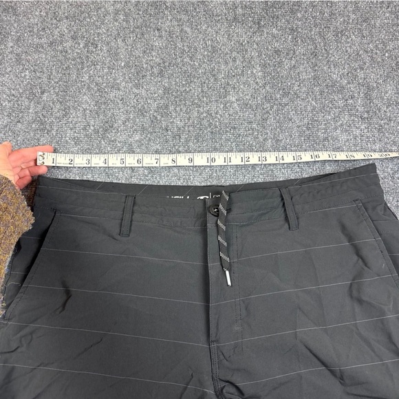 O’NEILL Mens Black thin stripe Crossover Hybrid Swim Shorts size: 38 - Picture 7 of 9